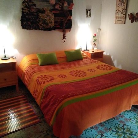 Habitacion En Piso Compartido برشلونة المظهر الخارجي الصورة