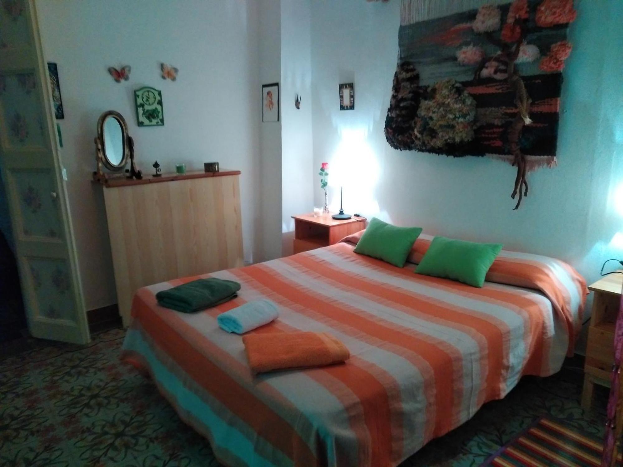 Habitacion En Piso Compartido برشلونة المظهر الخارجي الصورة