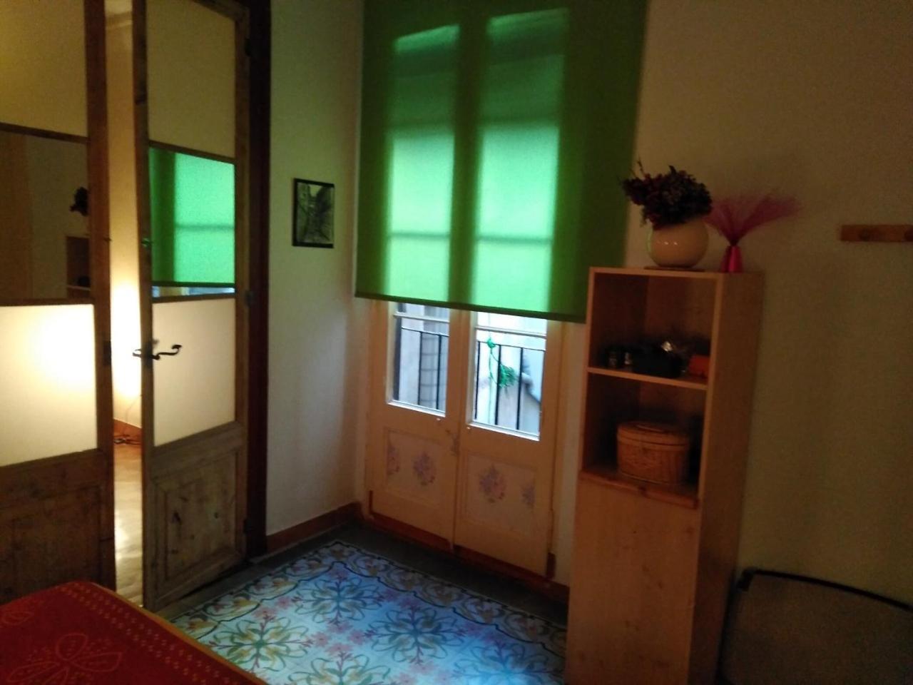 Habitacion En Piso Compartido برشلونة المظهر الخارجي الصورة